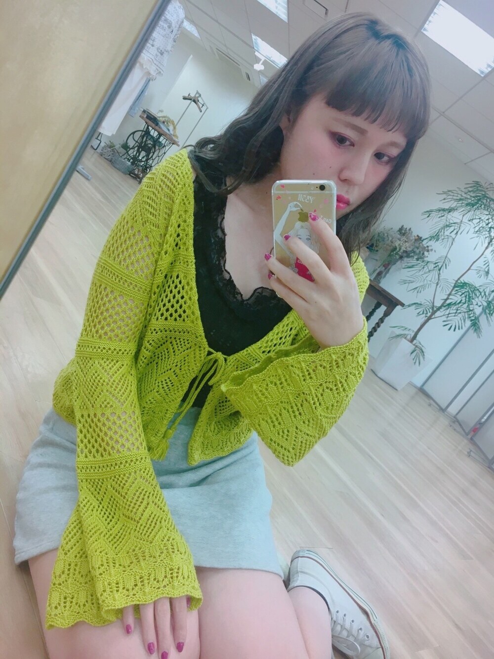 「春、ootd、おでかけ、コンバース、大人カジュアル、スニーカーコーデ、カジュアルコーデ、休日スタイル」｜「CONVERSEのconverse コンバース ALL STAR HI オールスター ハイ 3206 O.WHITE(US)（スニーカー、ホワイト系）」を使った、yoshiko Takayamaさん（レディース・165cm）の春コーディネートの1枚目の写真