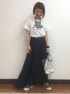 「Ray BEAMS（レイビームス）のRBS / サテン サイド プリーツスカート（スカート）」を使った、Ｍayuko   Kuniyoshiさん（レディース・153cm）の春コーディネート