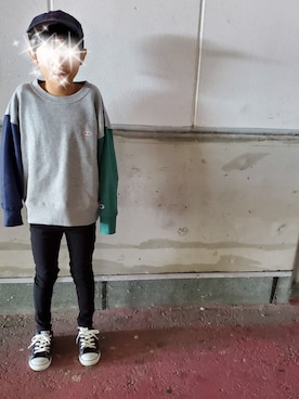 「キッスコーデ」｜「アイテム（スウェット）」を使った、sooo-chiさん（キッズ・120cm）の秋コーディネート