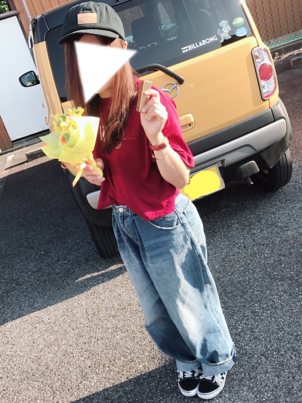 「AFENDS、ストリート、x-girl、stance socks、キャップ、キャップ女子、ストリート系、スケータースタイル、VANS、夏」｜「Afendsのアイテム（Tシャツ/カットソー、レッド系）」を使った、Moekaさん（レディース・154cm）の夏コーディネートの1枚目の写真