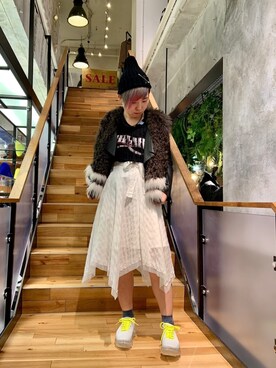 「白スカート」｜「アイテム（ノーカラージャケット）」を使った、じゅんさん（レディース・158cm）の冬コーディネート