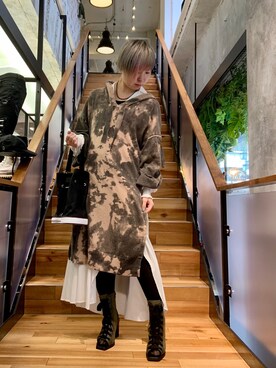 「AULA（アウラ）のアイテム（シューズ）」を使った、じゅんさん（レディース・158cm）の春コーディネート