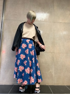 「SUPERTHANKS」｜「アイテム（スカート）」を使った、じゅんさん（レディース・158cm）の春コーディネート