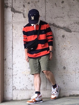 ボディバッグ ウエストポーチを使った ソックス スニーカー のメンズ人気ファッションコーディネート Wear