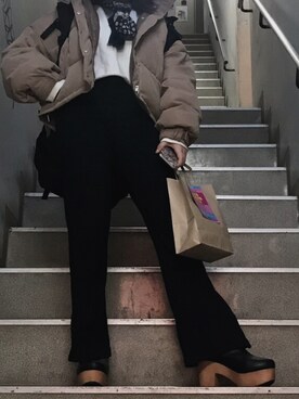 「Yves Saint Laurent（イヴサンローラン）のアイテム（財布/小物）」を使った、mikkoさん（レディース・155cm）の冬コーディネート