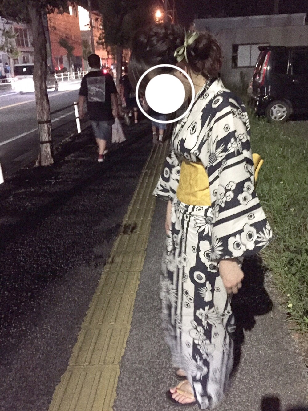 「花火大会、浴衣」｜「UNIQLOのアイテム（浴衣、ホワイト系）」を使った、みゆさん（レディース・159cm）の夏コーディネートの1枚目の写真