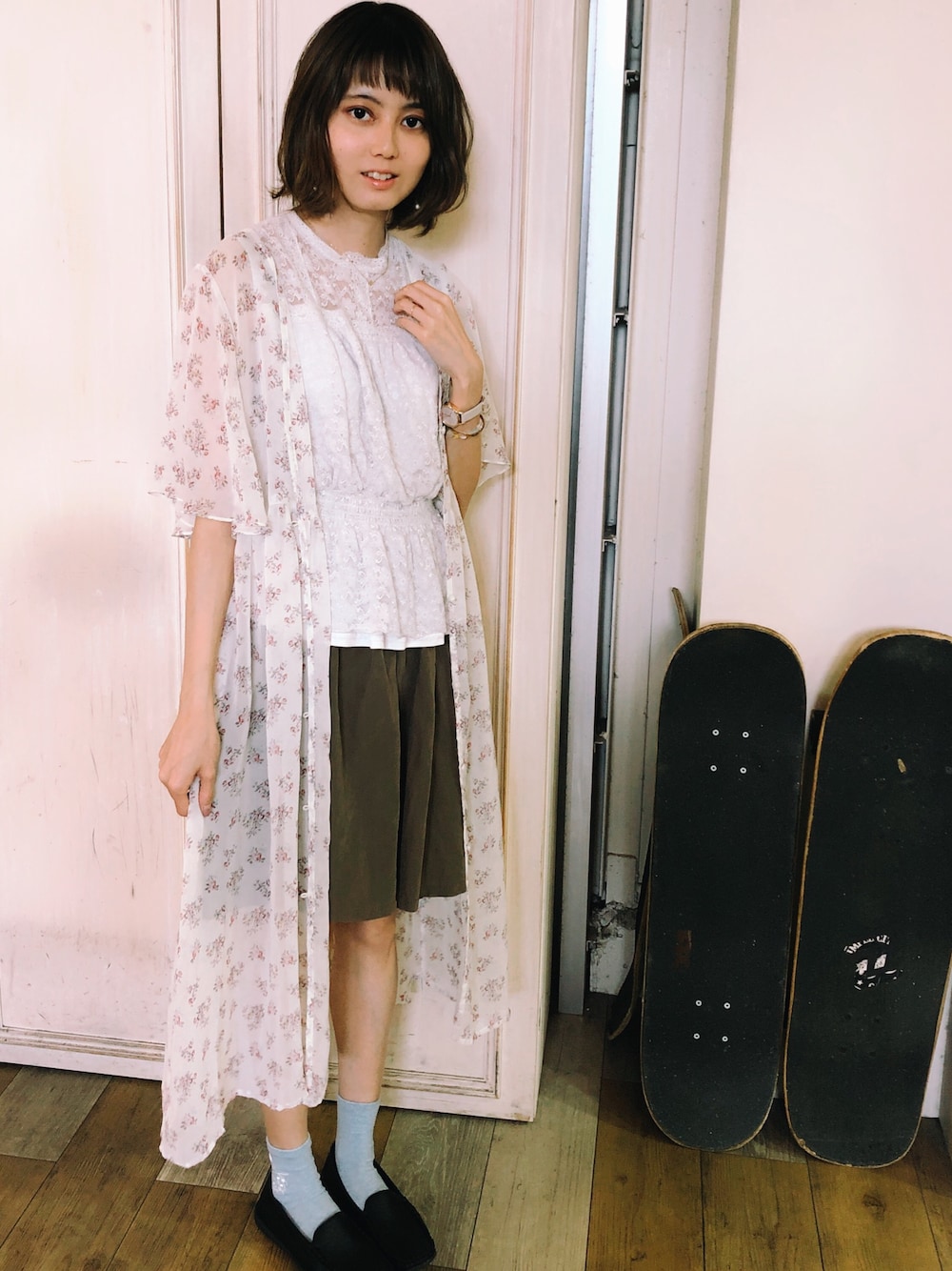 「かわいい系、レトロガール、レースワンピース、レースキャミソール、イメチェン」｜「不明のアイテム（シャツワンピース、ホワイト系）」を使った、mocha☆.｡.:*・さん（レディース・156cm）の夏コーディネートの1枚目の写真