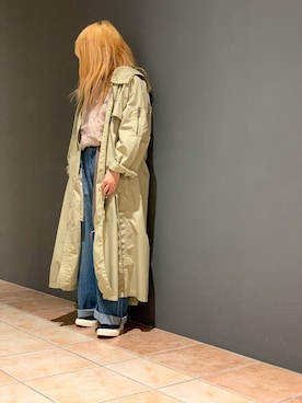 「AVIREX（アヴィレックス）のアイテム（トレンチコート）」を使った、かさん（レディース・146cm）の春コーディネート