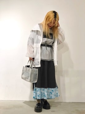 「ロングワンピース」｜「アイテム（ベルト）」を使った、かさん（レディース・146cm）の春コーディネート