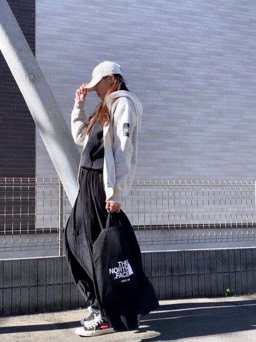 あやち The North Faceのキャップを使ったコーディネート Wear
