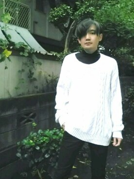 「フリマで購入のアイテム（ニット/セーター、ホワイト系）」を使った、カド イツキさん（メンズ・177cm）の秋コーディネート