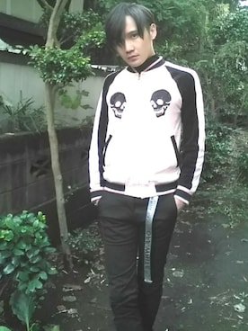 「古着のアイテム（ブルゾン、ピンク系）」を使った、カド イツキさん（メンズ・177cm）の秋コーディネート