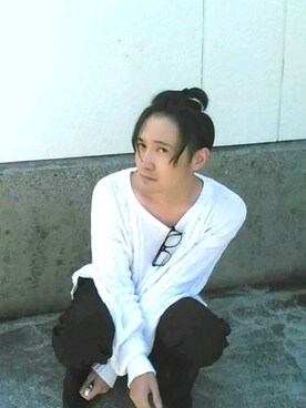 「古着のアイテム（ニット/セーター、ホワイト系）」を使った、カド イツキさん（メンズ・177cm）の秋コーディネート