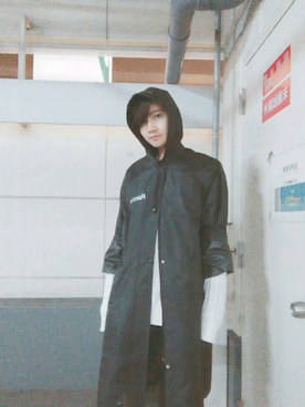 「vetements」｜「アイテム（ナイロンジャケット）」を使った、カド イツキさん（メンズ・177cm）の春コーディネート