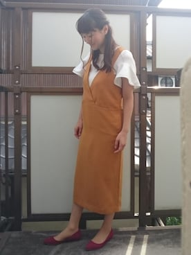 「マスタード」｜「アイテム（ジャンパースカート）」を使った、rinaaaaaa55さん（レディース・161cm）の秋コーディネート