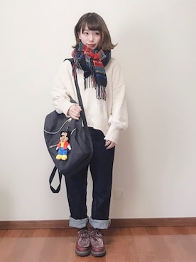 E Hyphen World Gallery イーハイフンワールドギャラリー のマフラーを使った人気ファッションコーディネート Wear