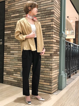 「リネンブラウス」｜「アイテム（財布/小物）」を使った、NANO universe snap L'sさん（レディース・159cm）の春コーディネート