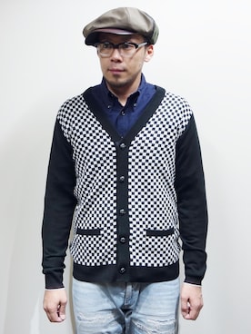 「NEVER TRUST（ネバートラスト）のアイテム（カーディガン/ボレロ）」を使った、ロケットシップさん（メンズ・182cm）の秋コーディネート