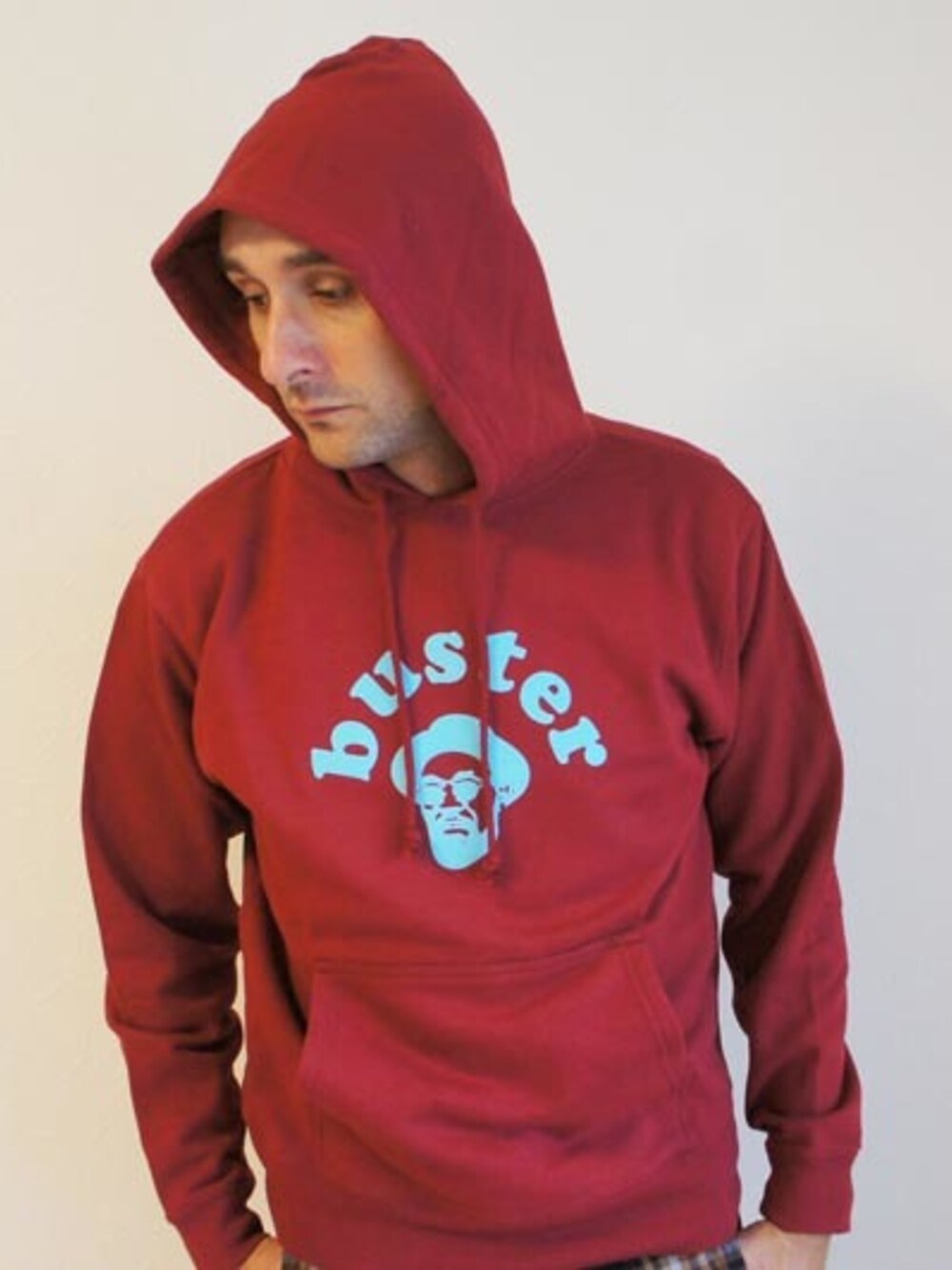 「NEVERTRUST、ネバートラスト、Wear And Head Clothing、ROCKET SHIP（ロケットシップ）、モッズ、スキンズ、ルードボーイ、パンク、英国のサブカルチャー、BUSTER スウェットプルオーバーパーカ、KING OF SKA プリンス・バスターをモチーフにしたスウェット・プルオーバー・パーカ、SKINHEADREGGAEロゴをプリント、真夏以外のシーズンは活躍」｜「NEVER TRUSTのNEVERTRUST（ネバートラスト）　　BUSTER スウェットプルオーバーパーカ BAR（パーカー、レッド系）」を使った、ロケットシップさん（メンズ・182cm）の秋コーディネートの1枚目の写真