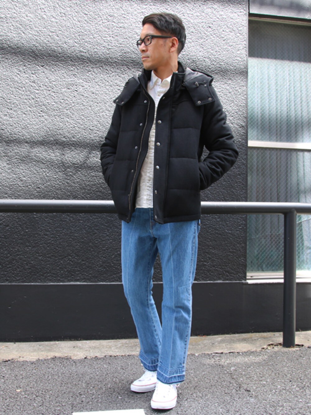 「audience、オーディエンス、Wear And Head Clothing、埼玉県熊谷市、ROCKET SHIP（ロケットシップ）、着た人が楽しくなる、610gメルトン脱着フードダウンジャケット、表地に610gウールメルトンを使用、フード脱着可能、インナーのバリエーションも幅広く着こなして頂けます」｜「AudienceのAUDIENCE（オーディエンス）　　610gメルトン脱着フードダウンジャケット BLK（ダウンジャケット/コート、ブラック系）」を使った、ロケットシップさん（メンズ・182cm）の冬コーディネートの1枚目の写真