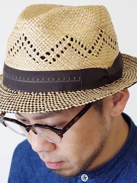 「帽子内側のスベリ裏にサイズ調整用のアジャスター」｜ロケットシップさん（メンズ・182cm）の春コーディネート