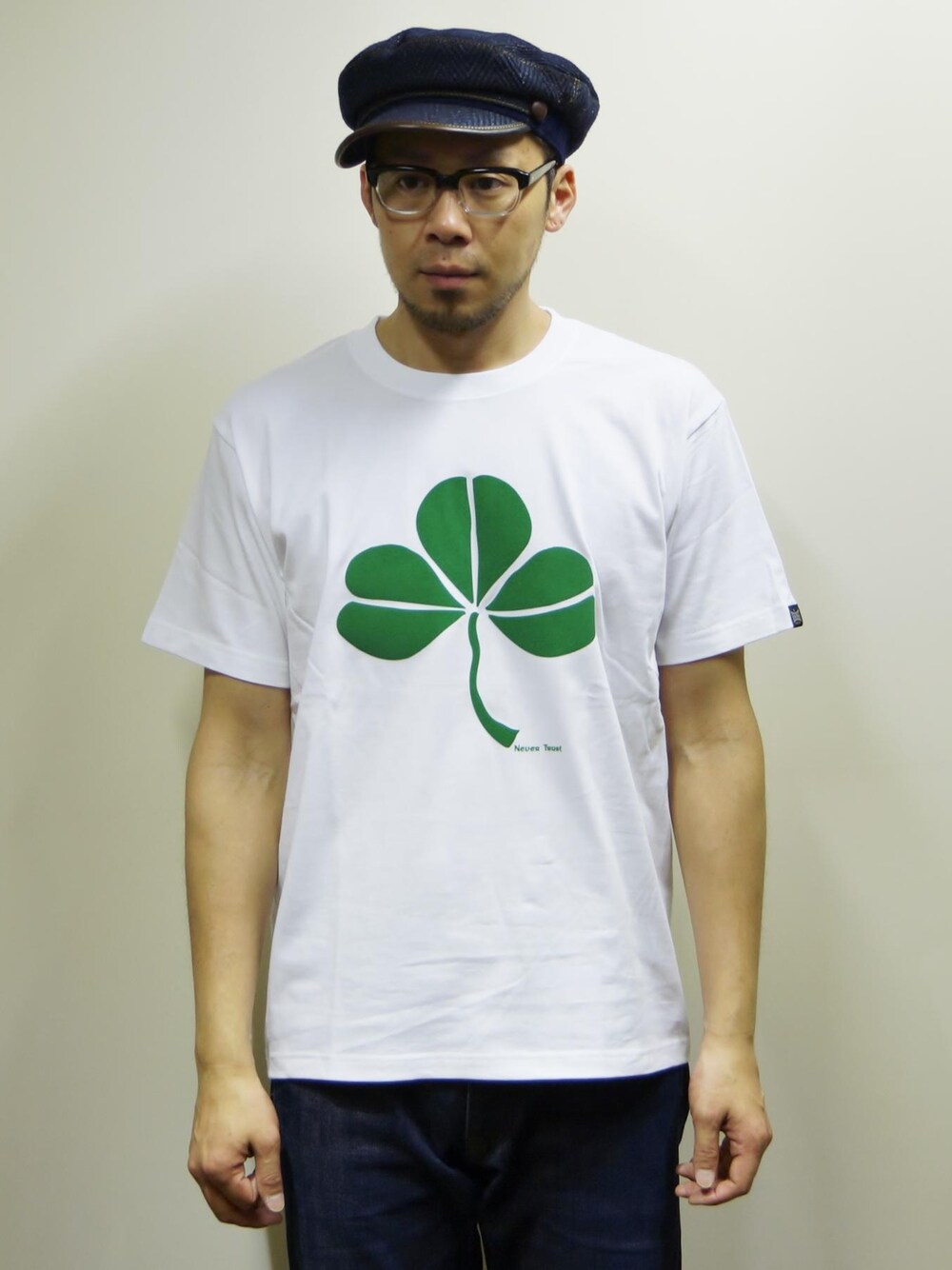 ロケットシップさんの「NEVERTRUST（ネバートラスト）　　CLOVER T クローバーTシャツ WHT（NEVER TRUST）」を使ったコーディネート