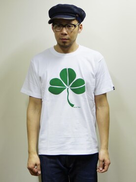 「NEVER TRUST（ネバートラスト）のアイテム（Tシャツ/カットソー）」を使った、ロケットシップさん（メンズ・182cm）の夏コーディネート