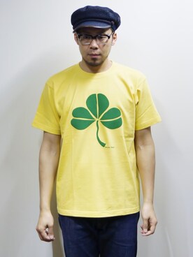 「NEVER TRUST（ネバートラスト）のアイテム（Tシャツ/カットソー）」を使った、ロケットシップさん（メンズ・182cm）の夏コーディネート