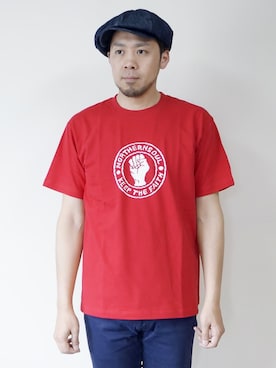 「NEVER TRUST（ネバートラスト）のアイテム（Tシャツ/カットソー）」を使った、ロケットシップさん（メンズ・182cm）の夏コーディネート