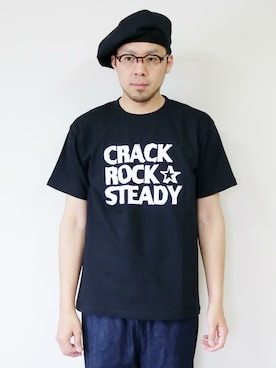 「NEVER TRUST（ネバートラスト）のアイテム（トップス）」を使った、ロケットシップさん（メンズ・182cm）の夏コーディネート