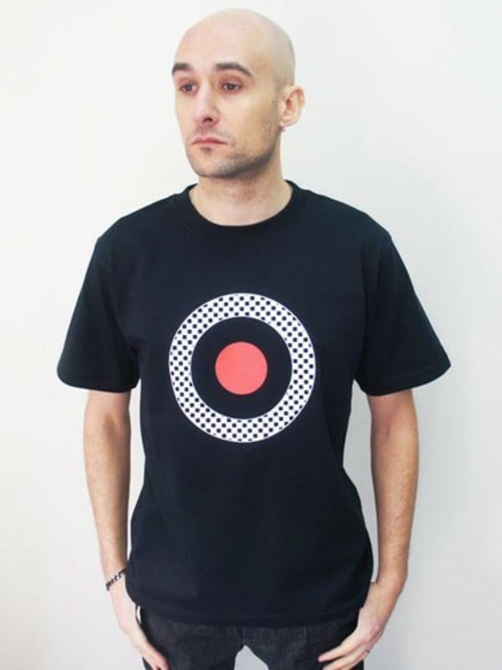 ロケットシップさんの「NEVERTRUST（ネバートラスト）　　CHECKER TARGET Tシャツ BLK（NEVER TRUST）」を使ったコーディネート