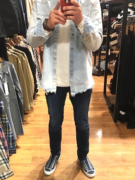 「Desigual（デシグアル）のアイテム（パンツ）」を使った、ジジイさん（メンズ・176cm）の春コーディネート