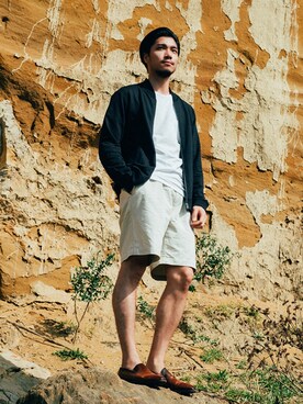 「圈入準」｜「アイテム（その他アウター）」を使った、林育準🇹🇼さん（メンズ・180cm）の冬コーディネート