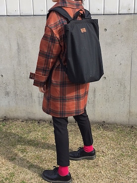 「MYSTERY RANCH（ミステリーランチ）のアイテム（バッグ）」を使った、 李奈さん（レディース・158cm）の冬コーディネート