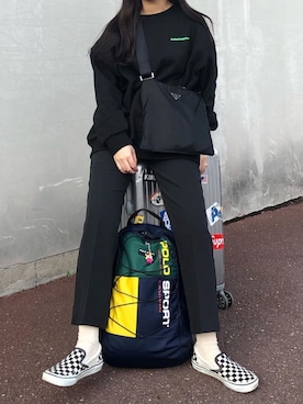 「やっぱりストリートが好き」｜「アイテム（スリッポン）」を使った、 李奈さん（レディース・158cm）の秋コーディネート