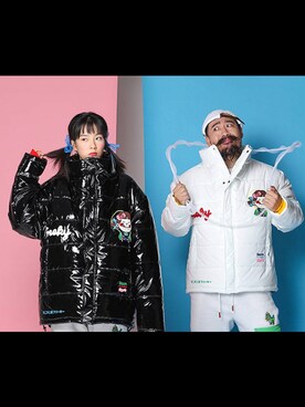 「やっぱりストリートが好き」｜「アイテム（ダウンジャケット/コート）」を使った、coradeさん（レディース・165cm）の秋コーディネート