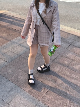 「Teva（テバ）のTeva / プラットフォーム ユニバーサル（サンダル）」を使った、yunさん（レディース・148cm）の春コーディネート