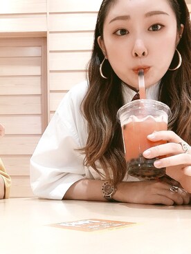 「おおぶりピアス」｜「アイテム（シャツ/ブラウス）」を使った、amiさん（レディース・163cm）の冬コーディネート