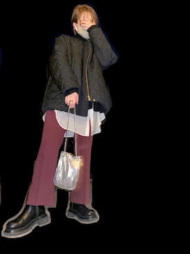「FEKETE（フェケテ）のアイテム（ブーツ）」を使った、yuiさん（レディース・160cm）の冬コーディネート