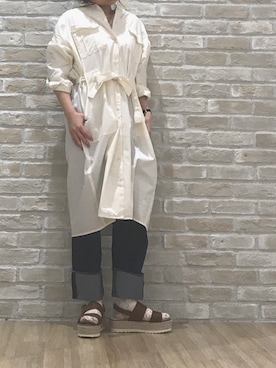 「ロールアップ」｜「アイテム（シャツワンピース）」を使った、futureさん（レディース・153cm）の春コーディネート