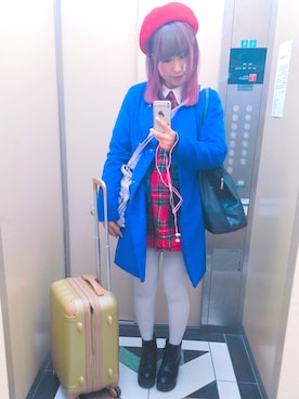 「白タイツ」｜「アイテム（その他アウター）」を使った、WACOさん（レディース・160cm）の春コーディネート