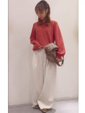 「earth music&ecology（アースミュージックアンドエコロジー）の・コーデュロイワイドパンツ（その他パンツ）」を使った、Reina...iさん（レディース・154cm）の秋コーディネート