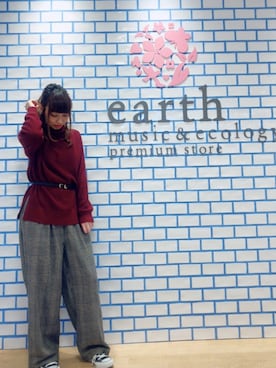 「earth music&ecology（アースミュージックアンドエコロジー）の・SET2点 タートルネック+スキッパーシャツ（ニット/セーター、レッド系）」を使った、Reina...iさん（レディース・154cm）の秋コーディネート