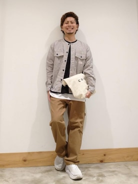「SMITH'S（スミス）のアイテム（パンツ）」を使った、coen KA23さん（メンズ・165cm）の秋コーディネート