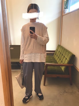 「サテンパンツ」｜「アイテム（スニーカー）」を使った、Teraさん（レディース・156cm）の夏コーディネート