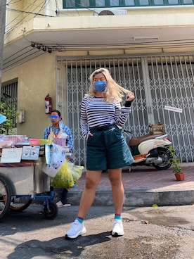 「streetfashionphotographer」｜Sunny  Lolaさん（レディース・162cm）の春コーディネート