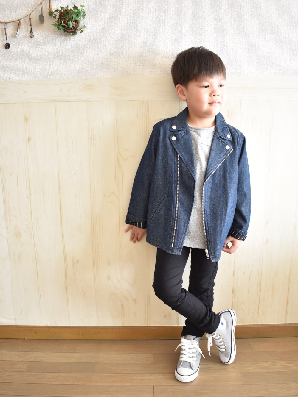 「キッズコーデ、男の子コーデ、息子コーデ、ライダース、Right-on、F.O.KIDS、BREEZE、おしゃれさんと繋がりたい」｜「Right-onの【MPS】デニムダブルライダース（ライダースジャケット、ブルー系）」を使った、𝕽̤͓inon＊゜さん（キッズ・110cm）の春コーディネートの1枚目の写真