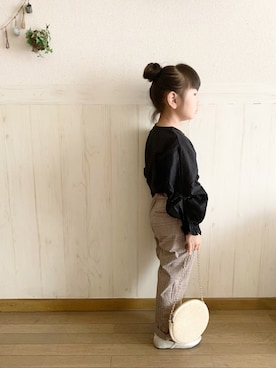 「GLOBAL WORK（グローバルワーク）のアイテム（シューズ）」を使った、𝕽̤͓inon＊゜さん（キッズ・110cm）の秋コーディネート