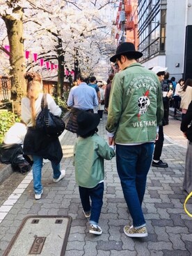 「パパと息子」｜「アイテム（その他）」を使った、リトさん（キッズ・110cm）の春コーディネート