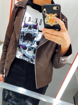 「ライブ」｜「アイテム（ライダースジャケット）」を使った、y u r i @さん（レディース・169cm）の秋コーディネート